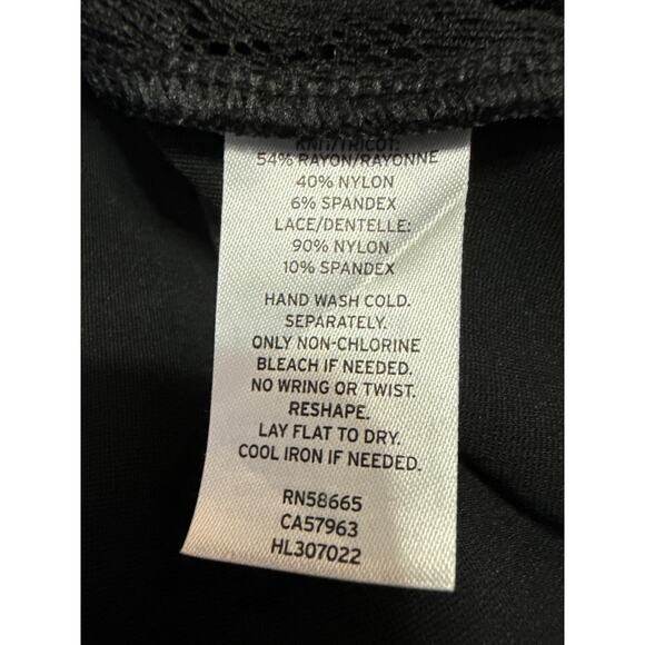 Chelsea28 Women's Black Floral Lace Short Sleeve Sheer See Trough Blouse Top M - Picture 5 of 5